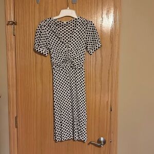 Lovely light weight dress. Like new